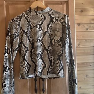 Woman’s shirt snake print